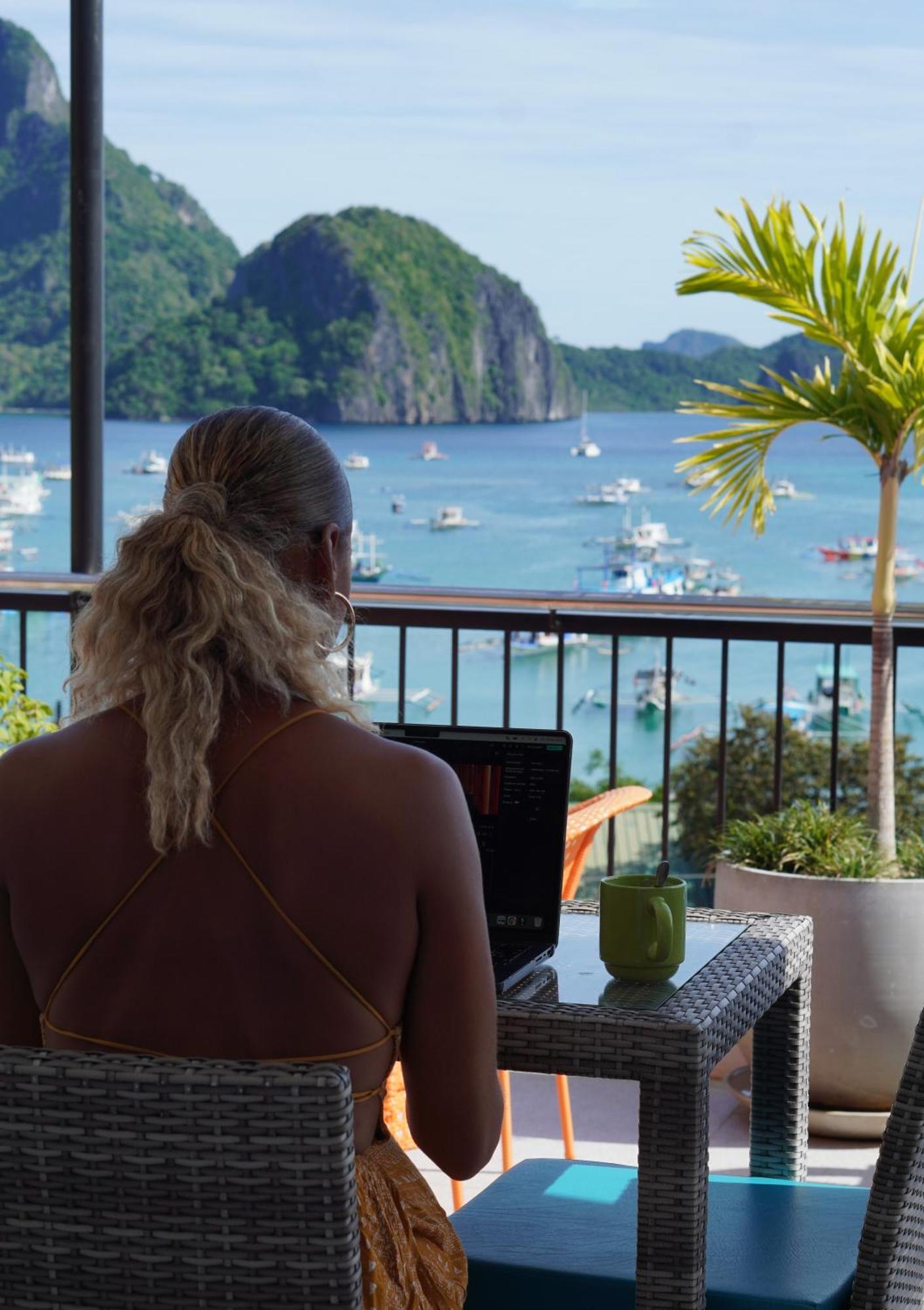 Sea Cocoon Hotel เอลนิโด ภายนอก รูปภาพ